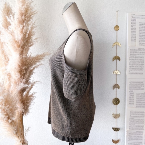 SPLENDID Surrey Marl Cold Shoulder Wool Knit V Neck Top - Picture 9 of 14